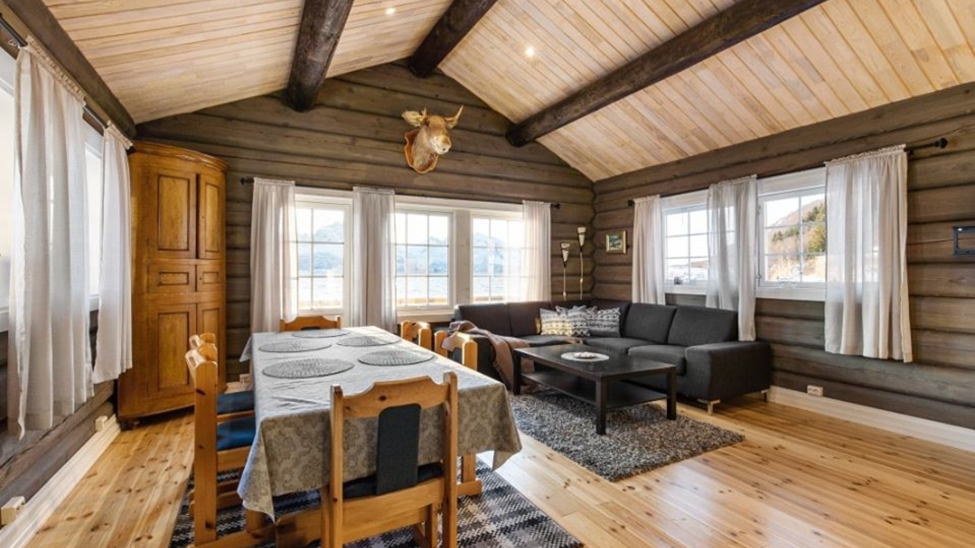 Livingroom at Dyrøy Holiday