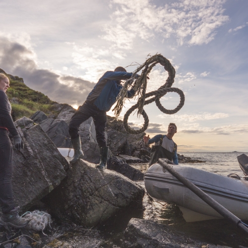 Beach clean up in the Tromso area