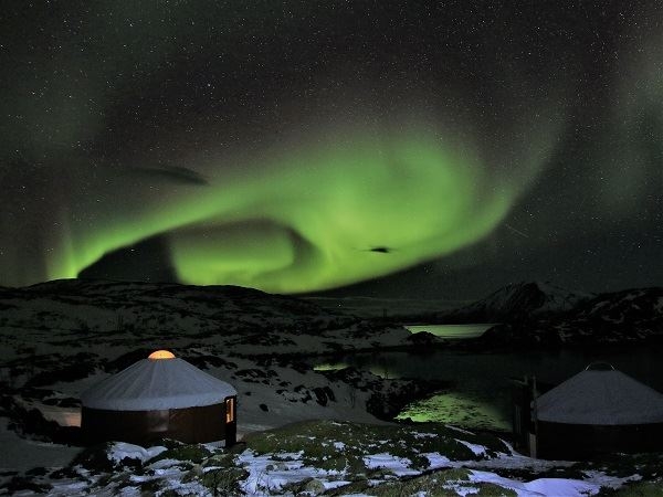 Private three days Arctic Camp with winter kayaking - all inclusive