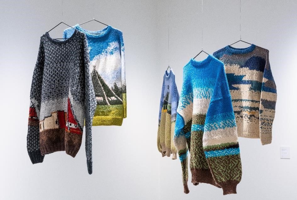 utstilling av strikket gensere