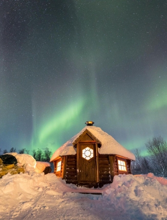 grill hut and northern lights