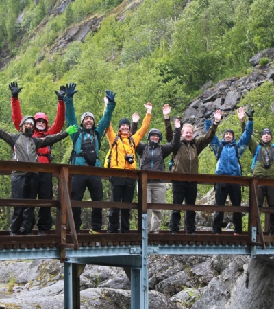 Venner på vandretur i Narvik