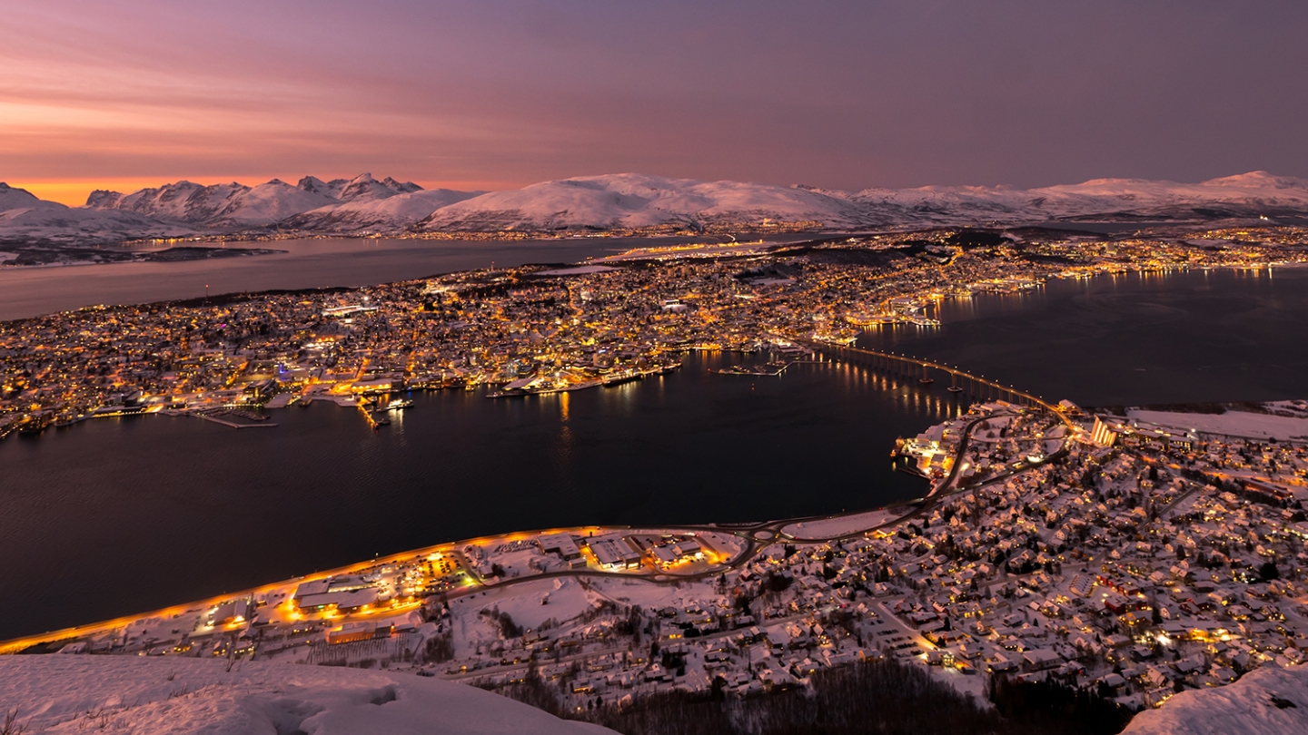Utsikt over Tromsøya fra Fjellheisen