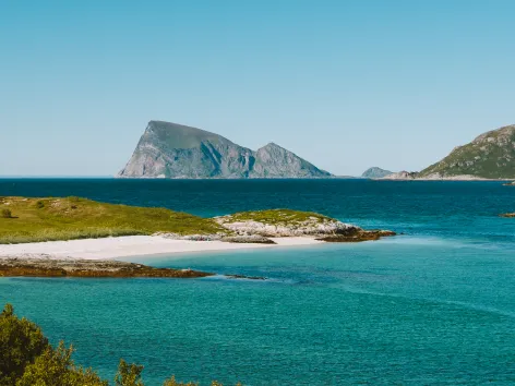 Utsikt til Håja fra Sommarøy