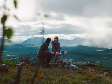 Personer på fjelltur i Målselv