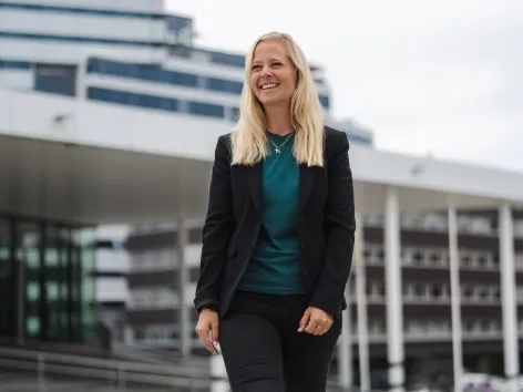 Portrettbilde av reiselivssjef Lone Helle