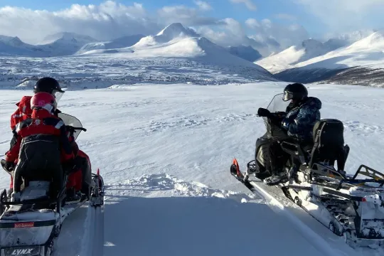 Mid day snowmobile excursion with North Experience - no transfer 