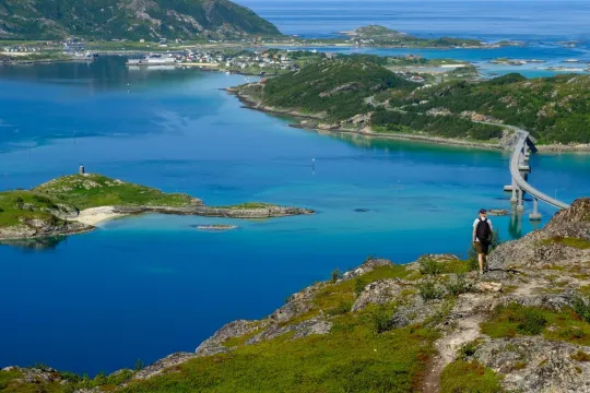 Self-Guided Halfday Trip to Sommarøy